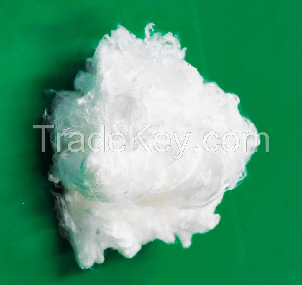 Lyocell staple fibers