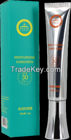 Moisturizing sunscreen