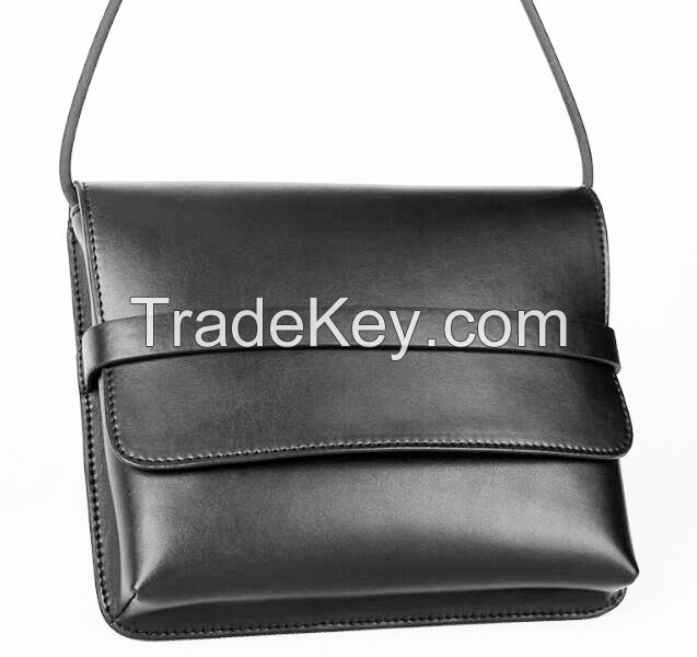 leather crossover bag