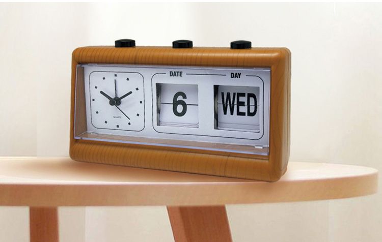 Beautiful retro clock,Refurbished Copal Flip Clock of 1970s. Keeps to time .