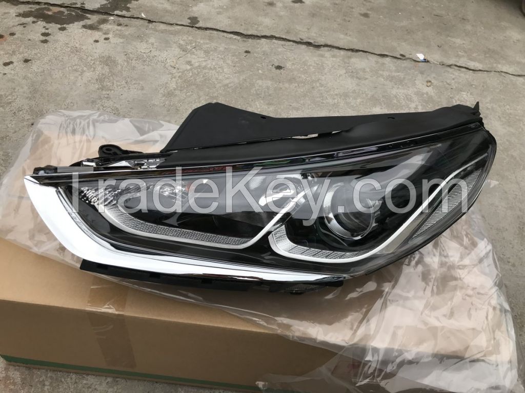 2018  92101-C1500 White Headlamp