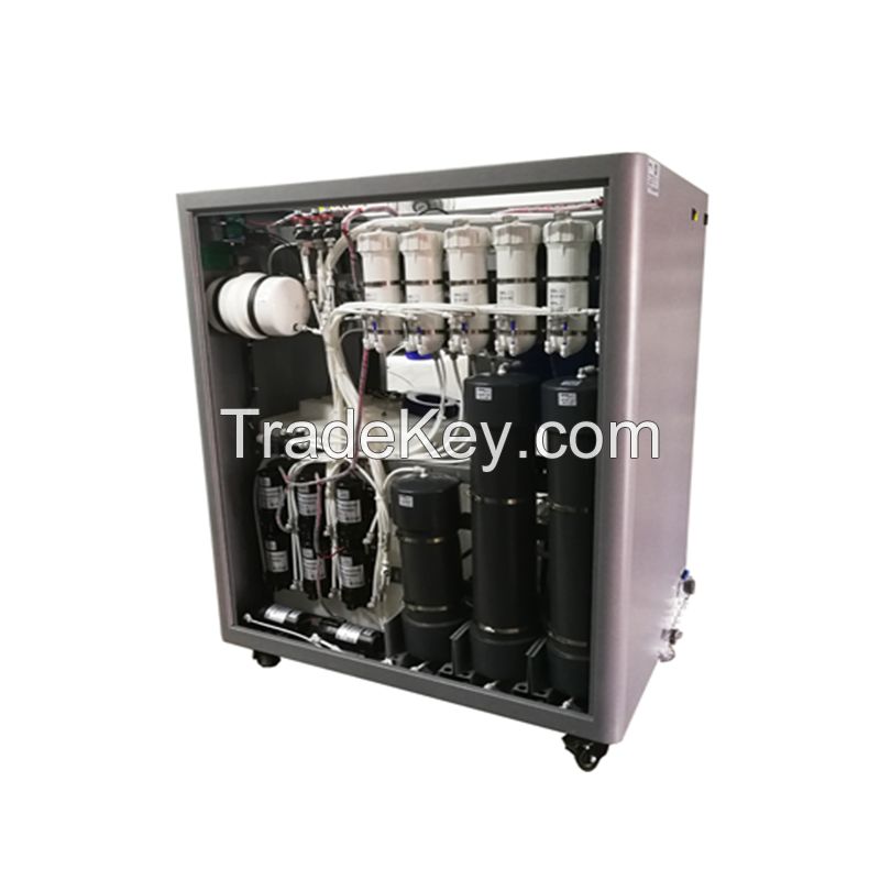 Ultra pure water purification system for laboratory