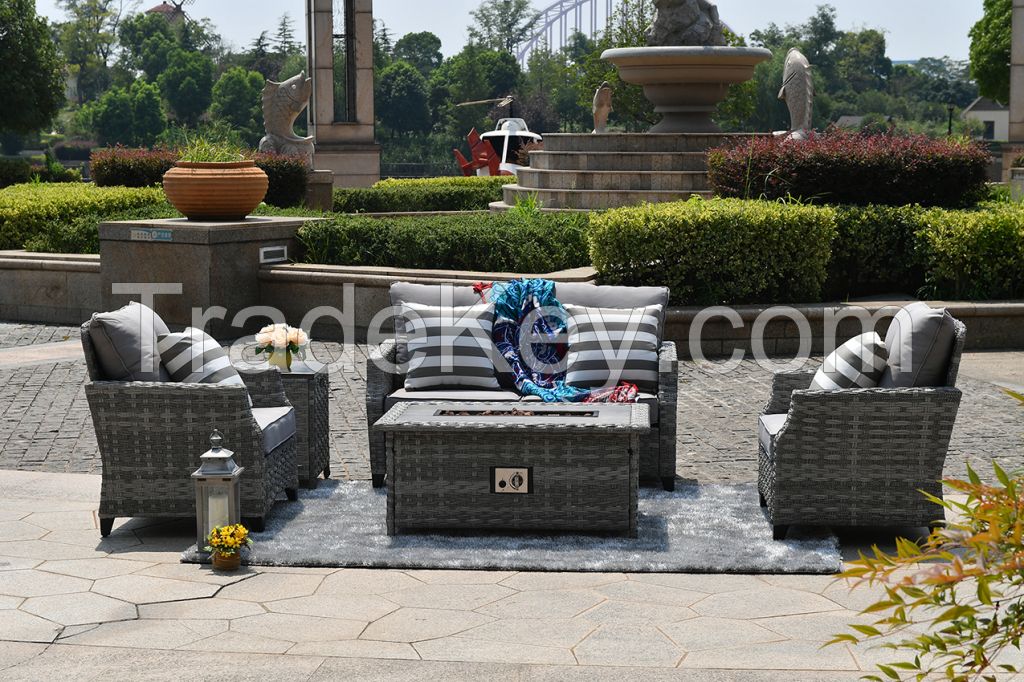 5 Pieces Outdoor Grey Wicker Patio Coversation Set with Firetable Pit 