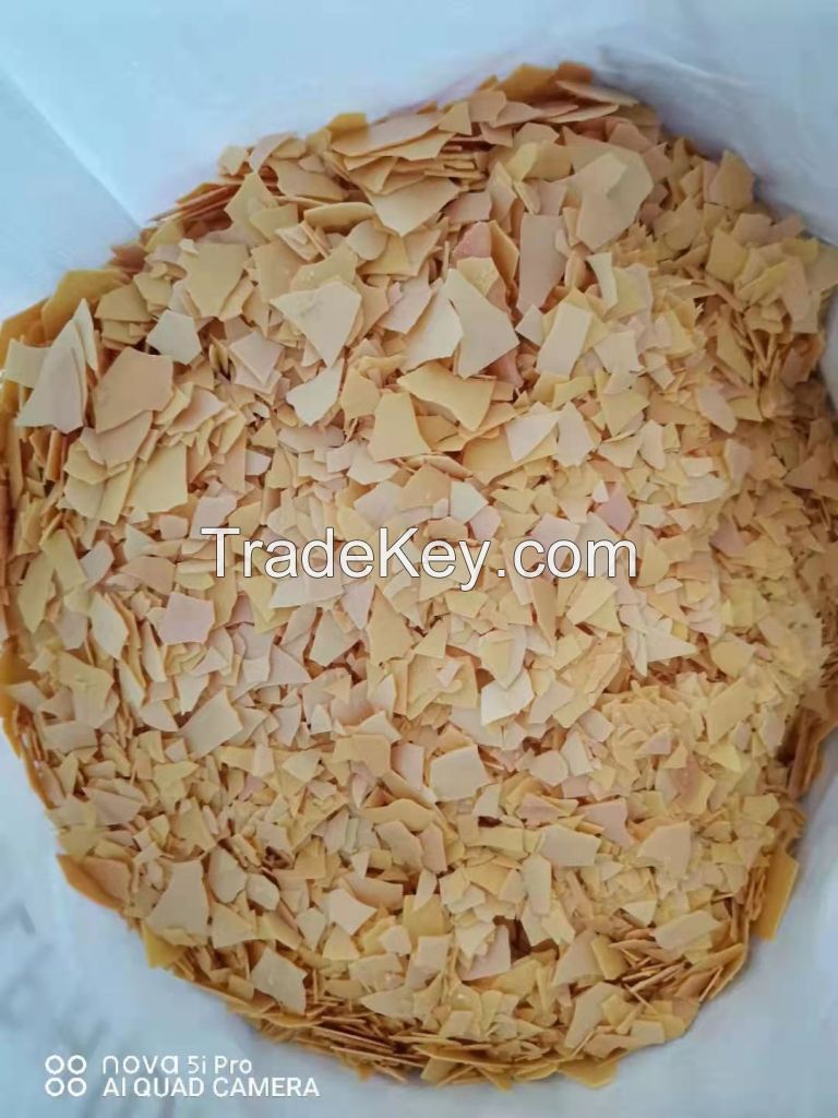 Yellow flakes sodium sulphide with low iron