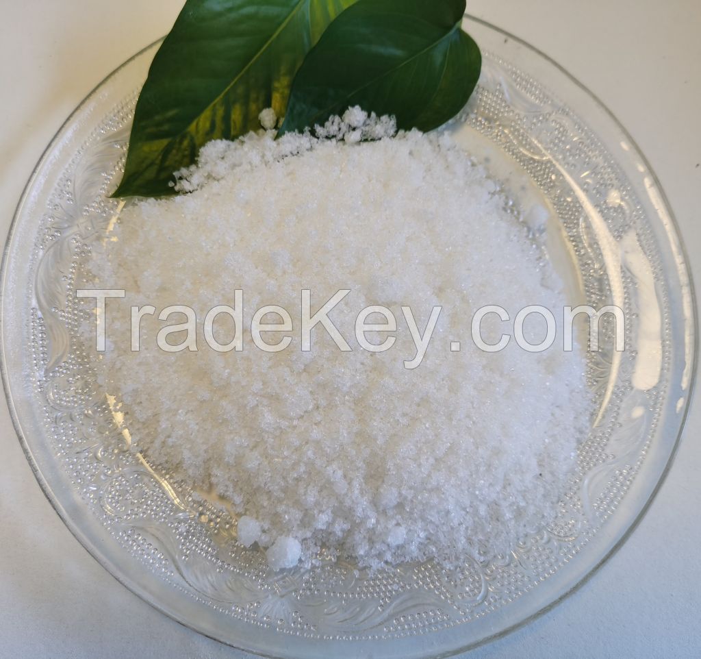 Calcium nitrate high-efficiency nitrogen-calcium compound fertilizer easily soluble in water used for various fertilization