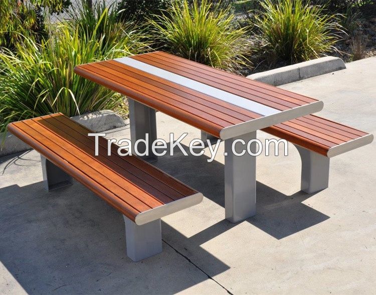 Metal frame and solid wood slats  garden picnic table and bench set