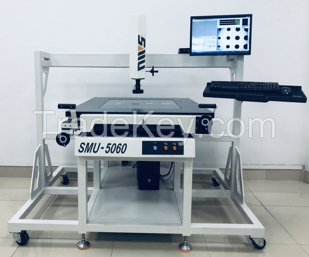 SMU-5060EM manual type video measuring machine