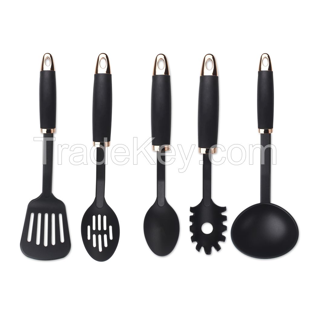 Nylon utensil set