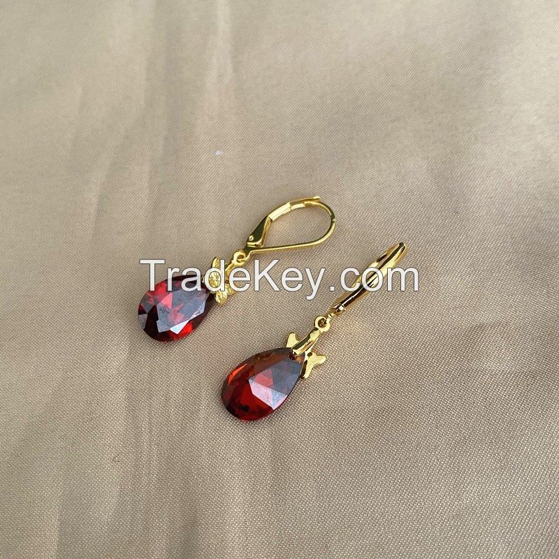 FAFY Exquisite Ruby Earrings