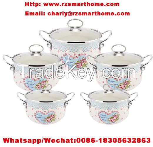 Sets of enamel casserole