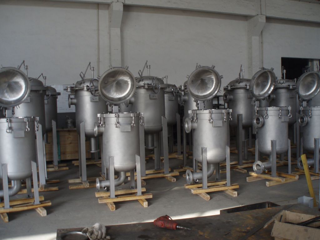 Stainless steel multi-bag filter