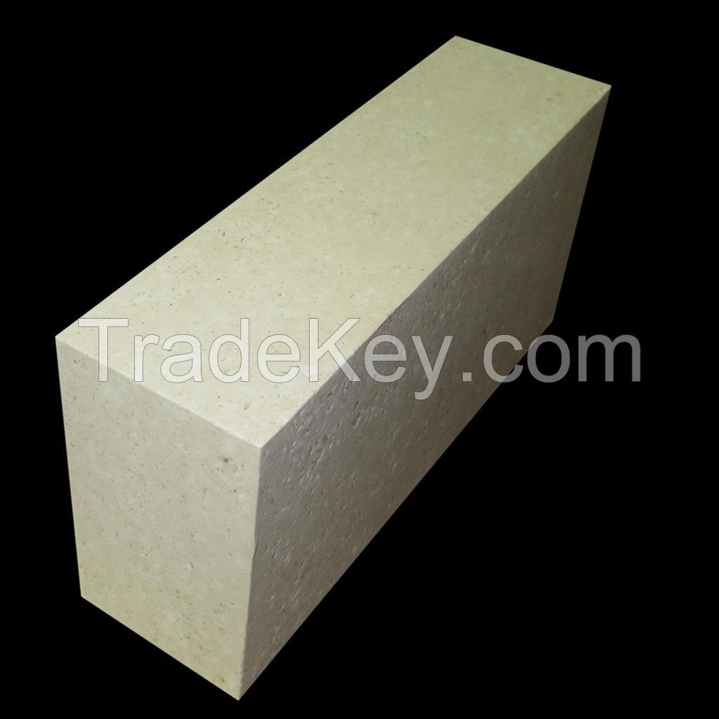 Refractory brick