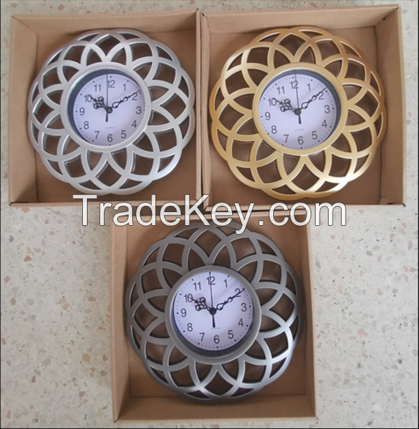 3D Hollowed-out Decorative Plastic Quartz Wall Clock