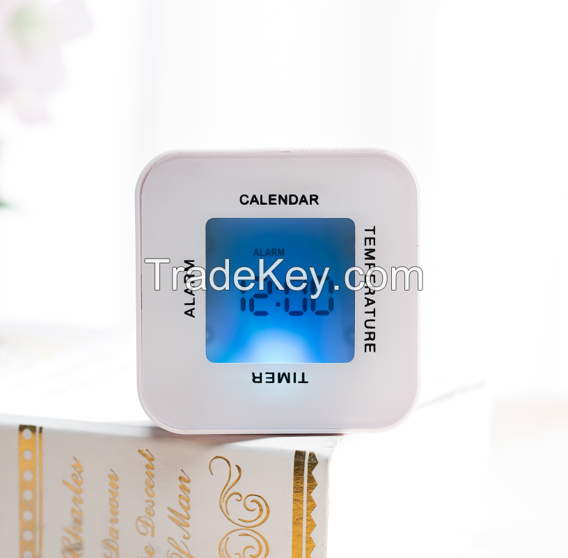 Colorful four-sided clock, shell color can be customized