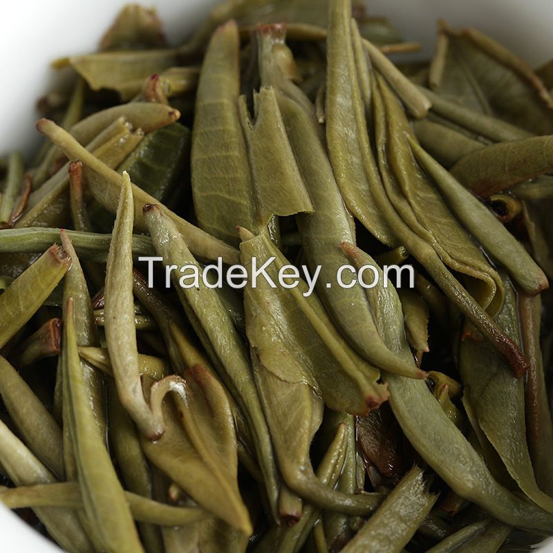 Wholesale Chinese Health Yunnan High Mountain Big Leave Xuelong Whole Pure Tip Spring Green Tea