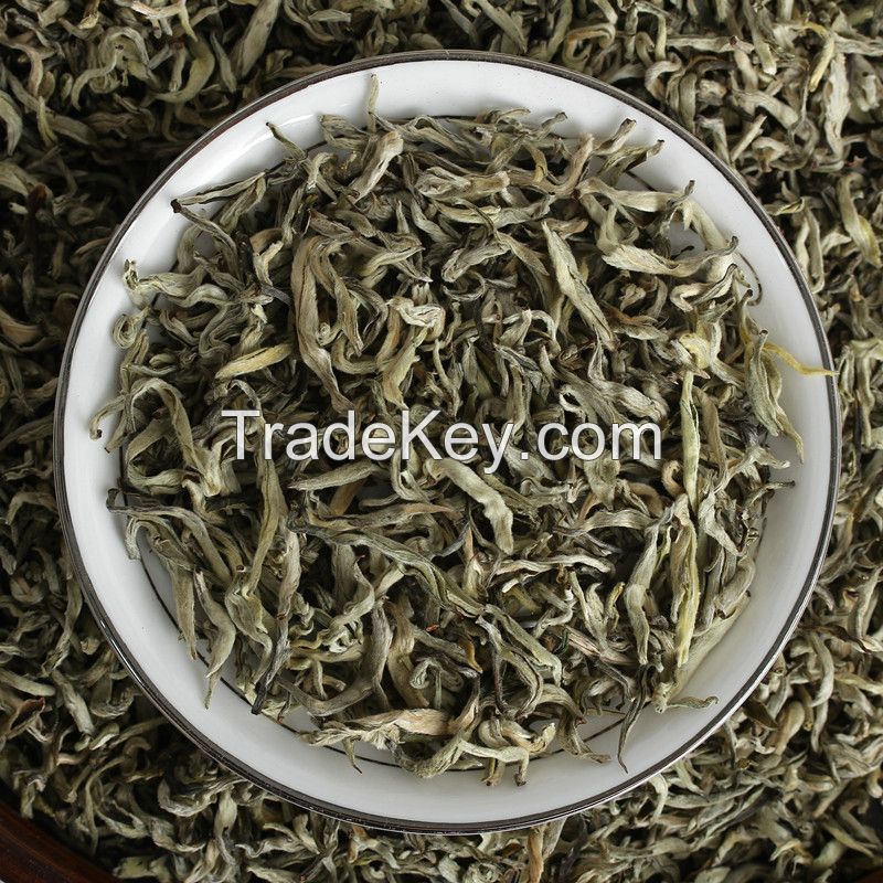 Wholesale Chinese Health Yunnan High Mountain Big Leave Xuelong Whole Pure Tip Spring Green Tea