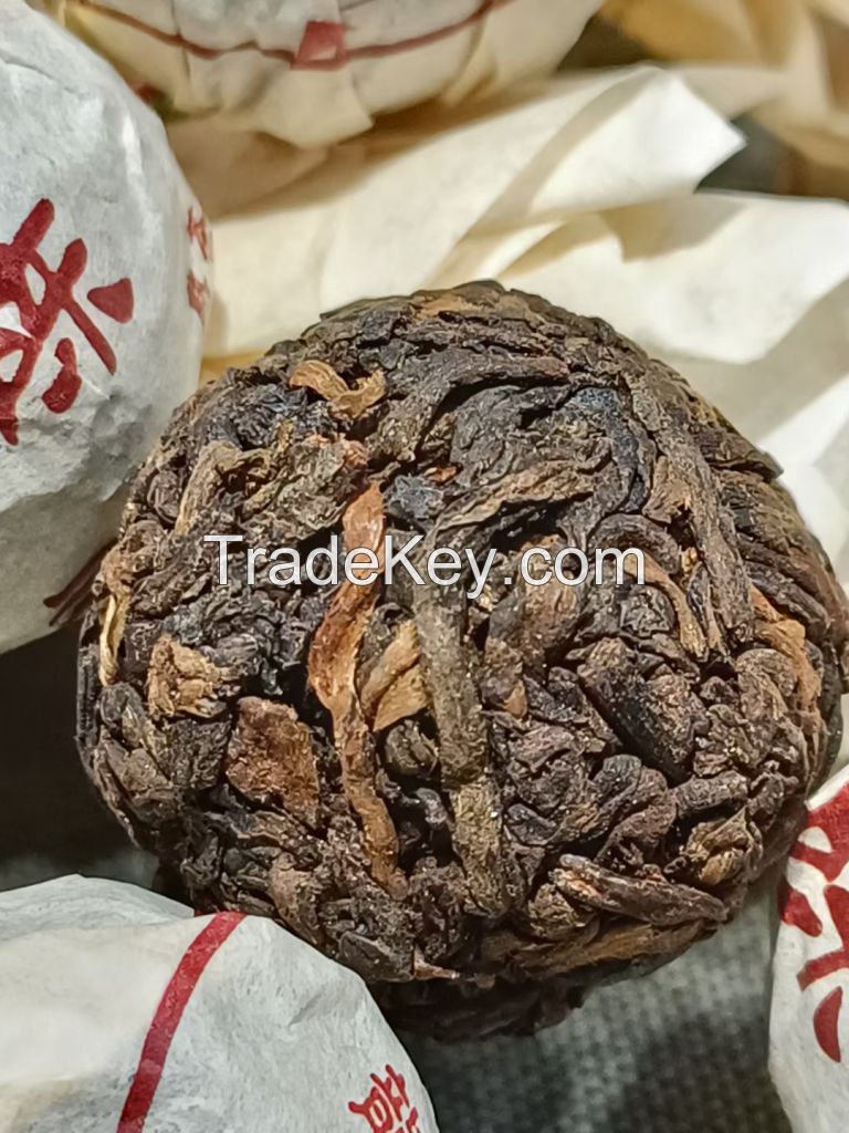 Wholesale Bulk 8g Yunnan Gushu Aged Shu Puer Antihypertensive Old Tree Ripe Puer Dragon Ball Tea