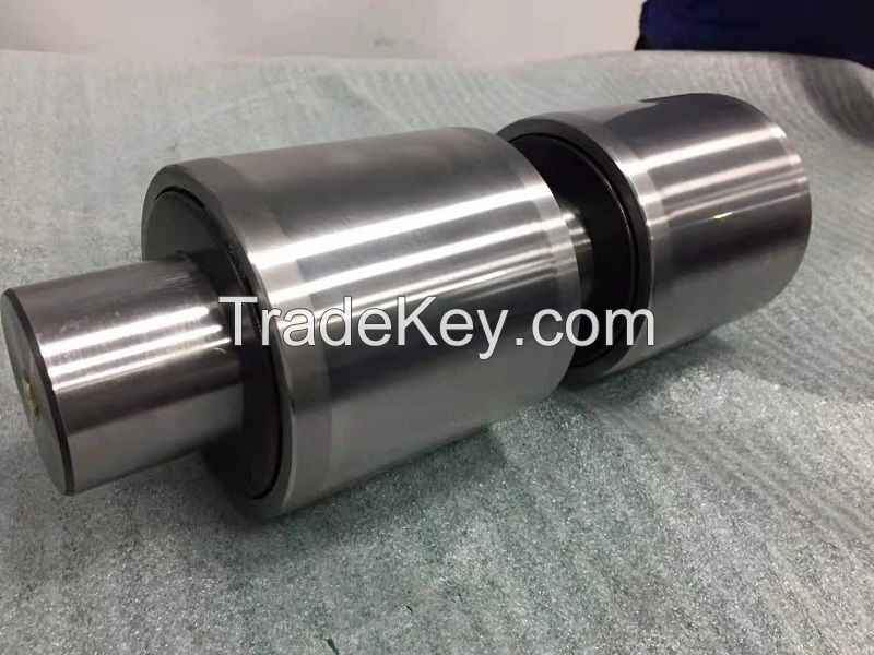 Back up rollers for steel parts leveling