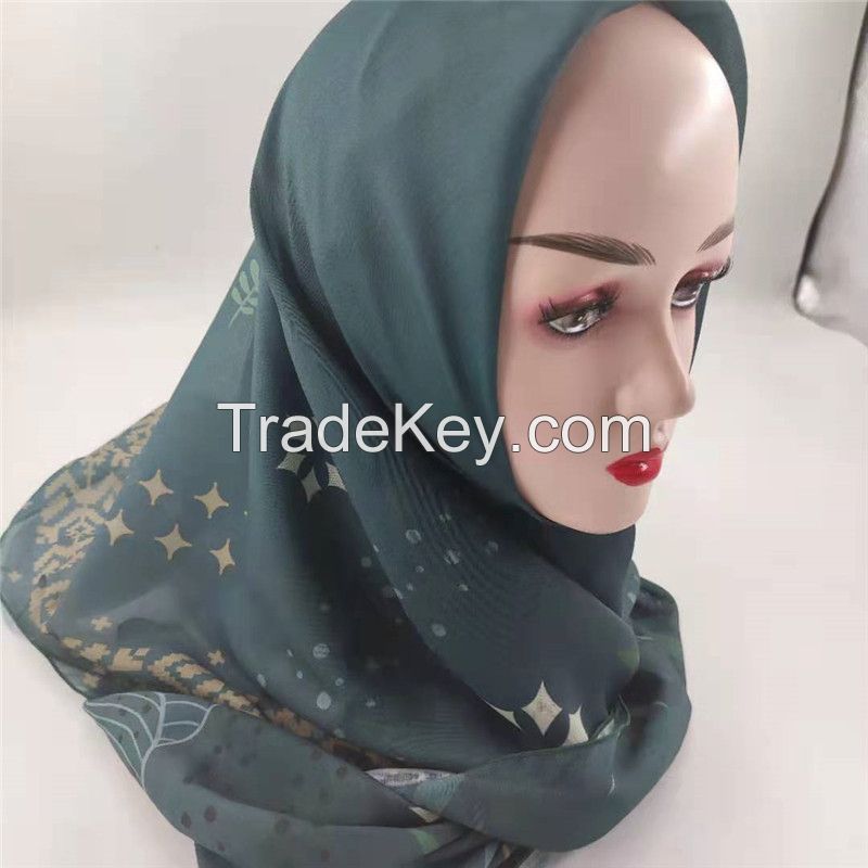 High quality hot selling 2021 voile scarf new design  hijab popular in Malaysia