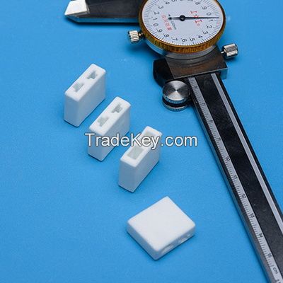 Steatite Alumina H4 Socket Terminal Part