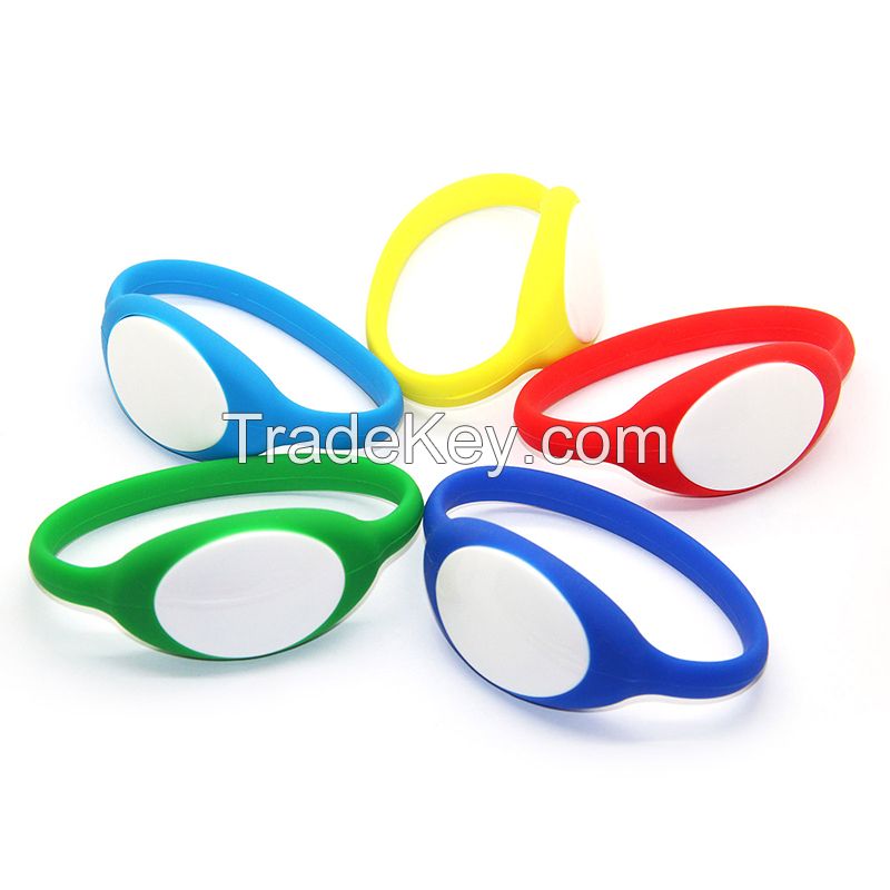 Closed-loop wristband High-quality non-toxic silicone material   Various colors are customized, waterproof, moisture-proof, shock-proof and high-temperature resistant