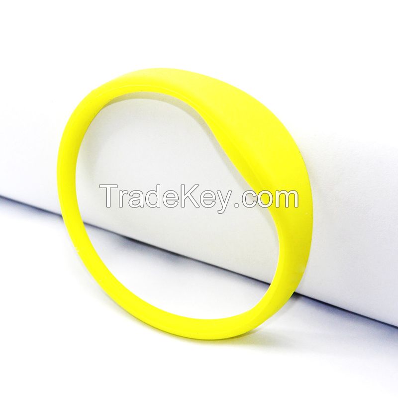 Closed-loop wristband High-quality non-toxic silicone material   Various colors are customized, waterproof, moisture-proof, shock-proof and high-temperature resistant