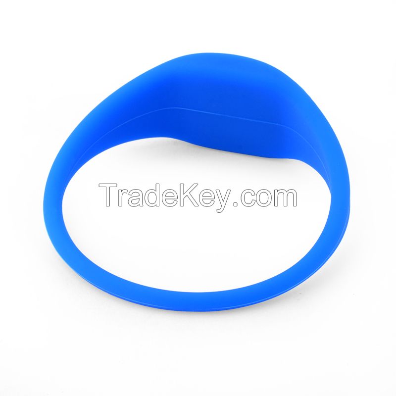 Closed-loop wristband High-quality non-toxic silicone material   Various colors are customized, waterproof, moisture-proof, shock-proof and high-temperature resistant