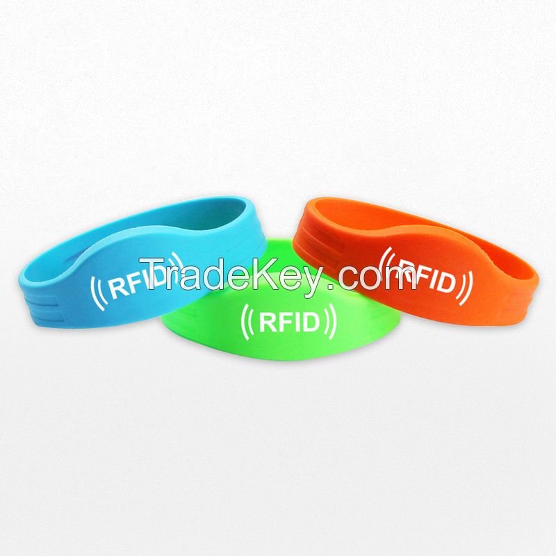 Closed-loop wristband High-quality non-toxic silicone material   Various colors are customized, waterproof, moisture-proof, shock-proof and high-temperature resistant