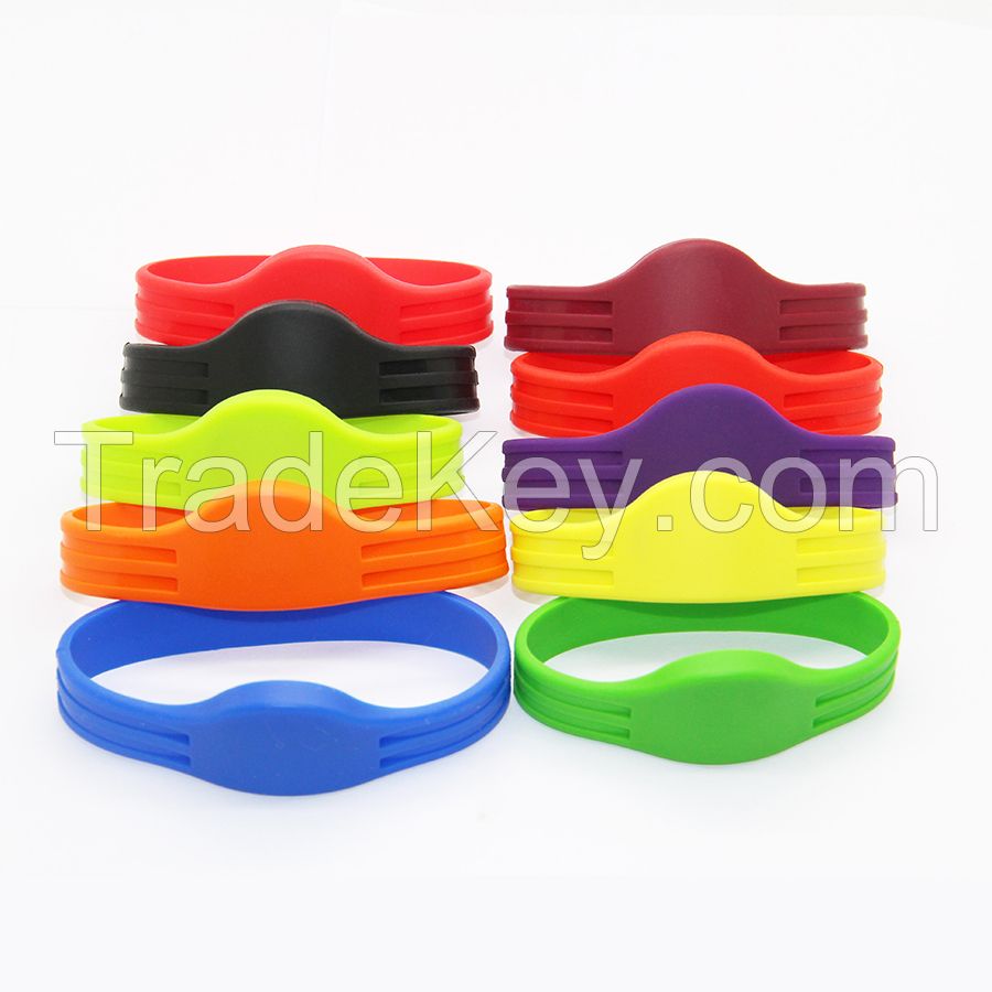 Closed-loop wristband High-quality non-toxic silicone material   Various colors are customized, waterproof, moisture-proof, shock-proof and high-temperature resistant