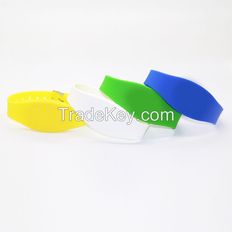 Closed-loop rfid silicon wristband High-quality non-toxic silicone material   Various colors are customized, waterproof, moisture-proof, shock-proof and high-temperature resistant