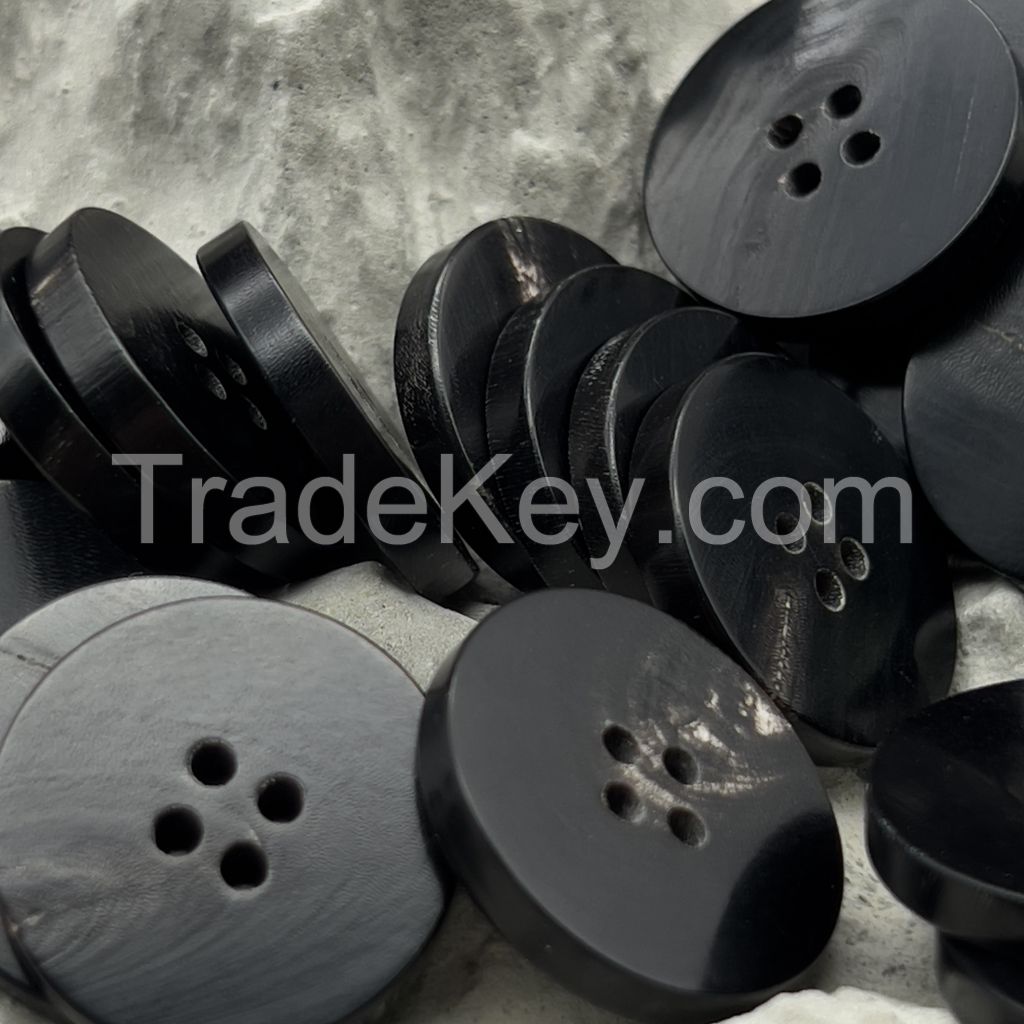 Double Flat surface natural buffalo black horn button