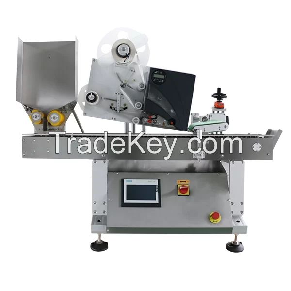 Horizontal way desktop labeling machine