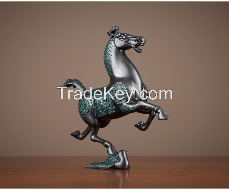 Galloping horse 