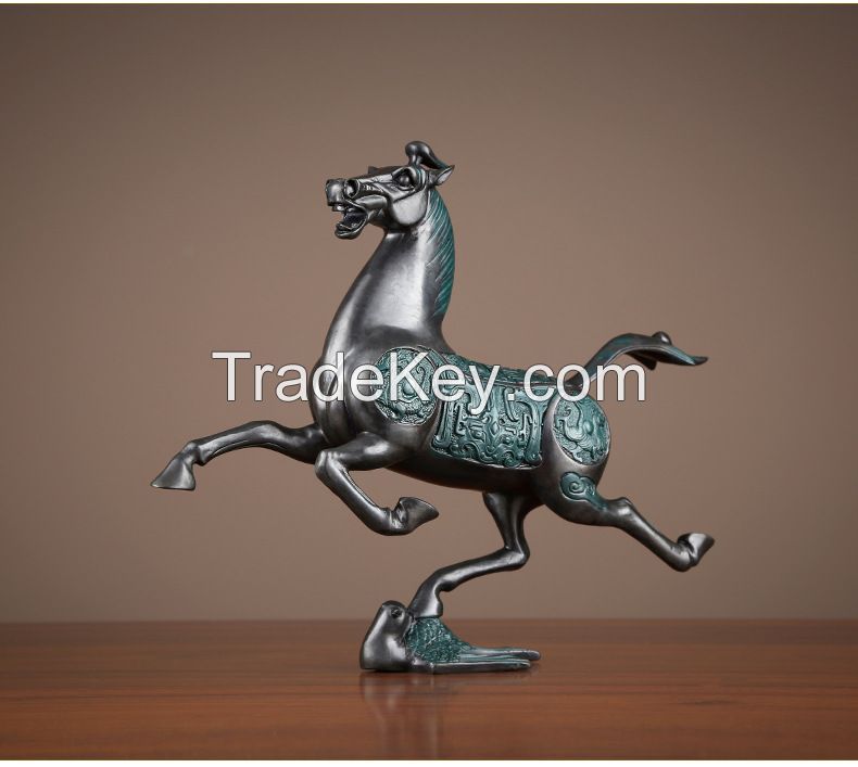 Galloping horse 