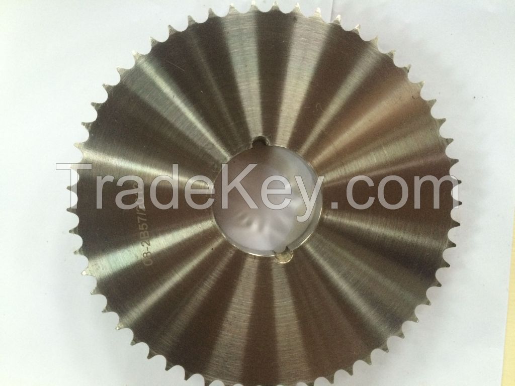 Roller chain sprocket