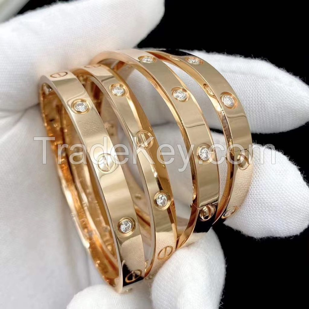 luxury designer Jewelry Gold Bracelet Rings Earrings CT logo