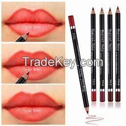 Lip liner showing the shape of the lips, make people look better