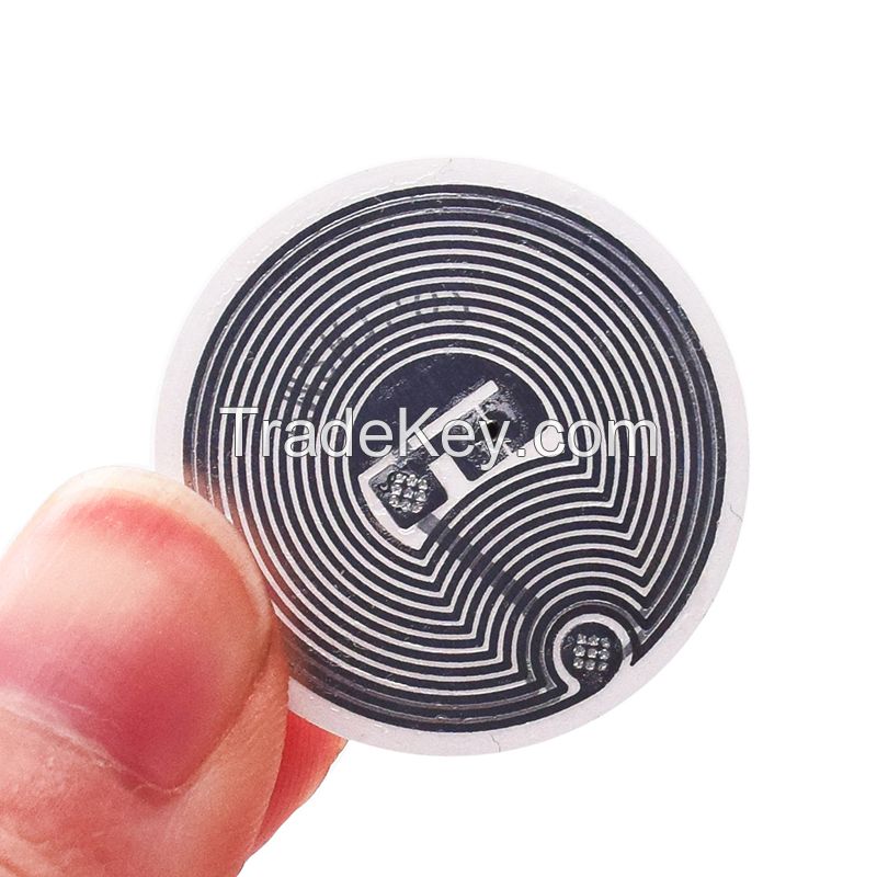 Dia30mm NFC White Label Sticker Contactless Payment and Access Control Use Compatible Mifare 1K Bytes NFC Tag 