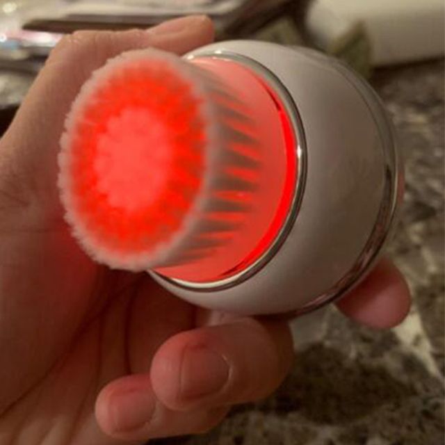 Beauty Personal Care Facial Massage Face Wash Wireless Charge Cleansing Brush