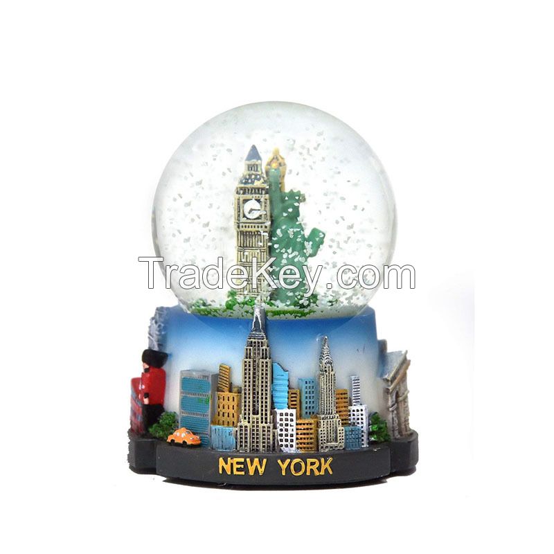 Customized Resin Snow Globe