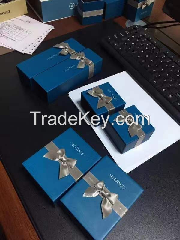 Gift boxes