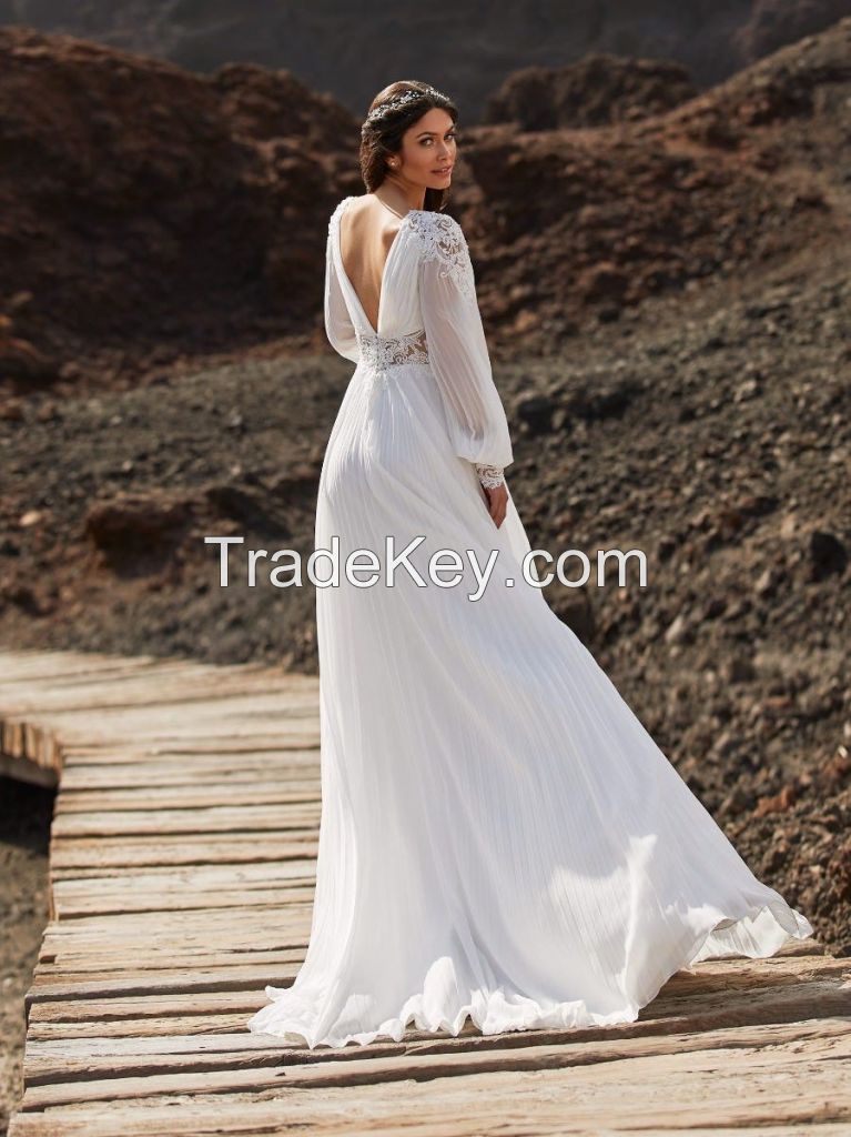 Modest A Line Wedding Dress Chiffon Long Sleeve Bridal Gown Deep V-Neck Applique Boho Wedding Gowns