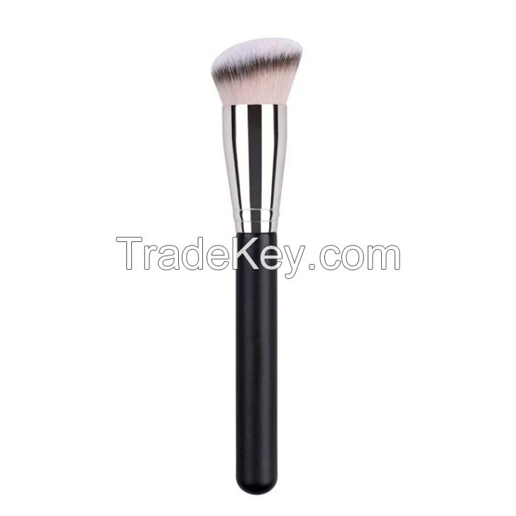 Vegan Hair Angled Foundation Brush OEM      Customized Foundation Brush    
