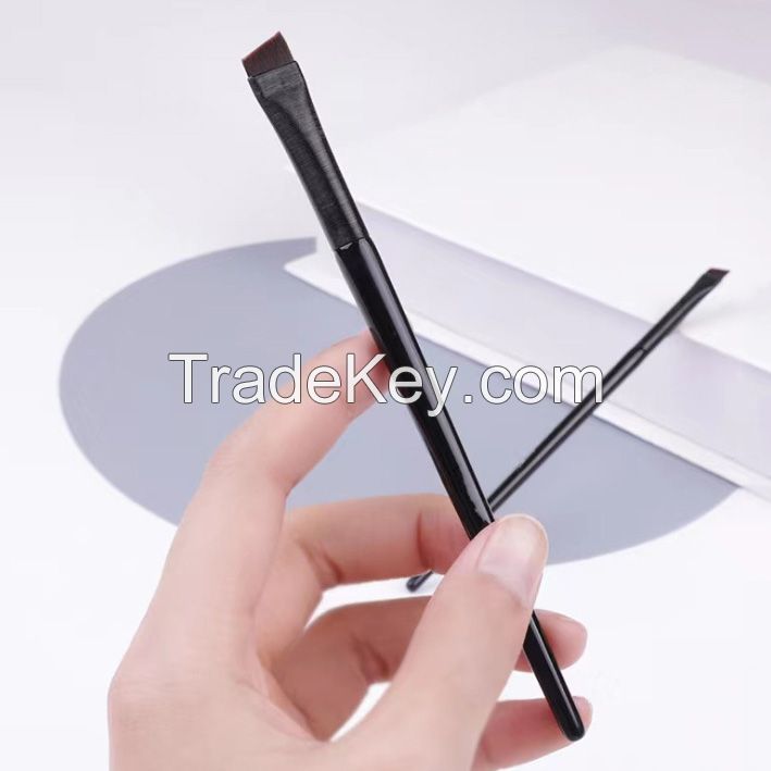 Black aluminum tube Eyebrow Brush OEM         Custom Eyebrow Brush        