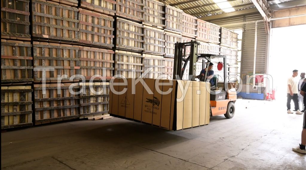Plywood: Commercial plywood, melamine board, natural veneers, film faced plywoo, Okoume, fancy plywood,birch plywood, bingtangore plywood etc