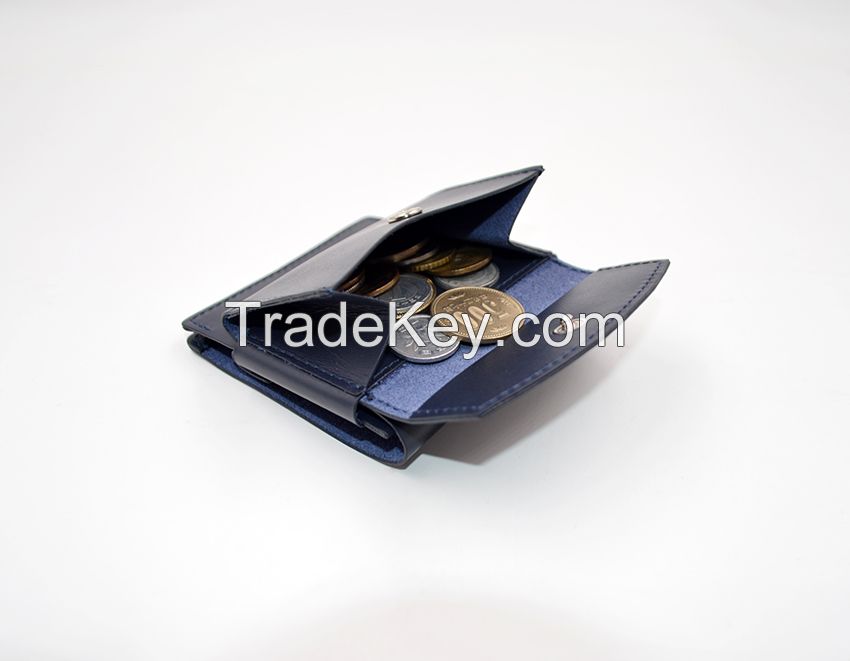 Mens leather wallet with coin pocket