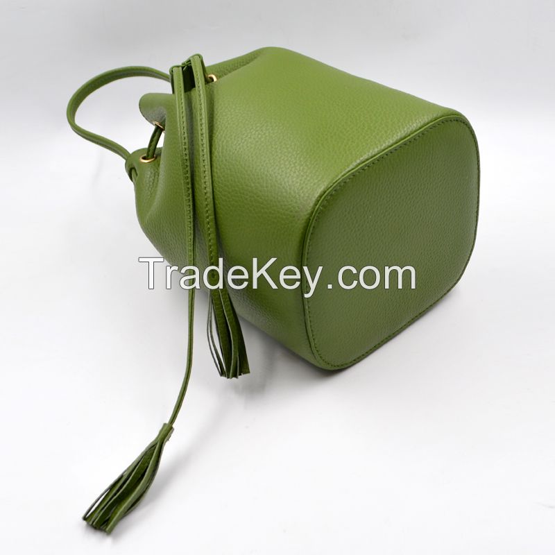 Leather bucket bag for woman