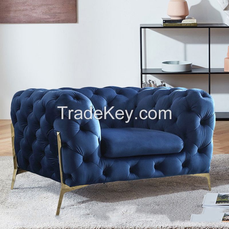 Chesterfield sofa seats are filled with plant fibres for comfort, strength and support