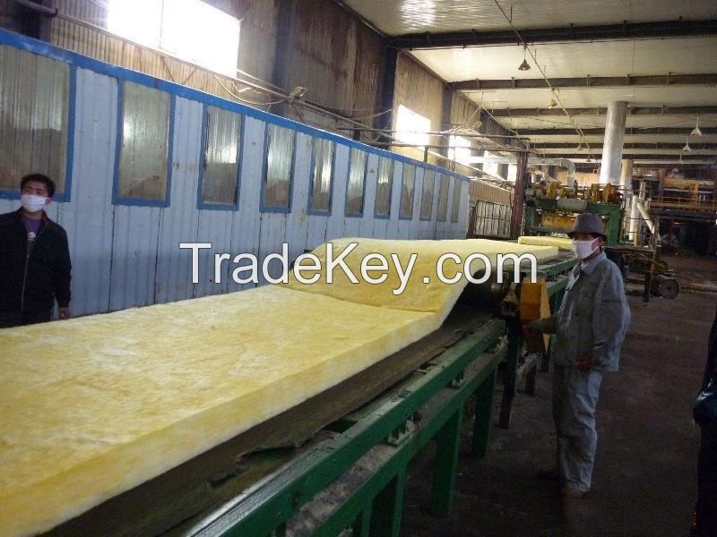 2022 top quality A grade fireproof glass wool roll glass wool insulation materials