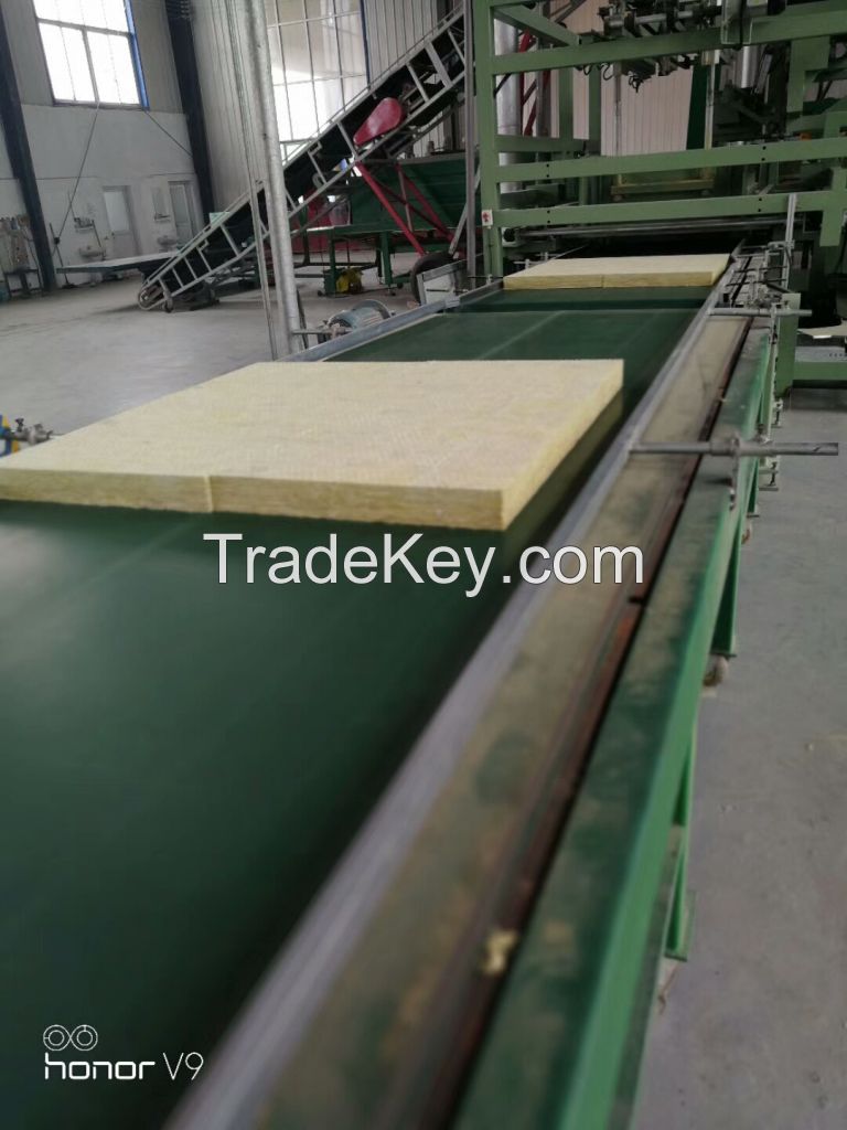 80kg/mÂ³ rock wool fireproof board mineral wool insulation board with foil facing